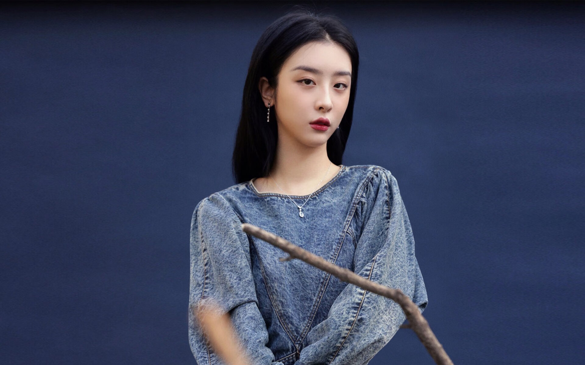 蒙特卡洛大师赛上的拉沃尔杯式绝杀,兹维列夫展现全场统治力