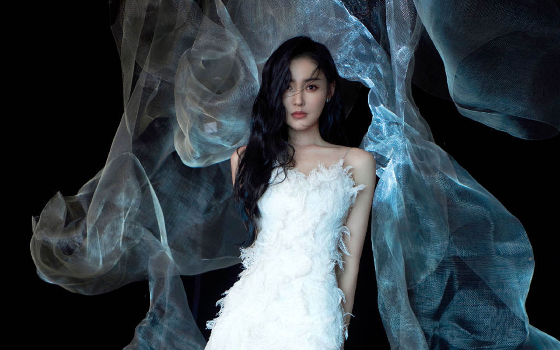 钢铁洪流对阵烈焰惊雷，苏亚雷斯一射定乾坤，点燃基辅鏖战之夜