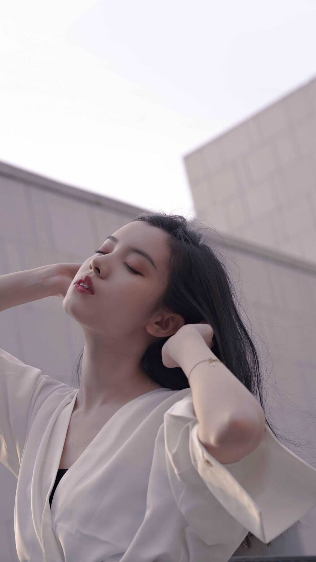 东瀛闪电击穿老妇人,富安健洋爆发引领莱比锡红牛欧冠完胜尤文