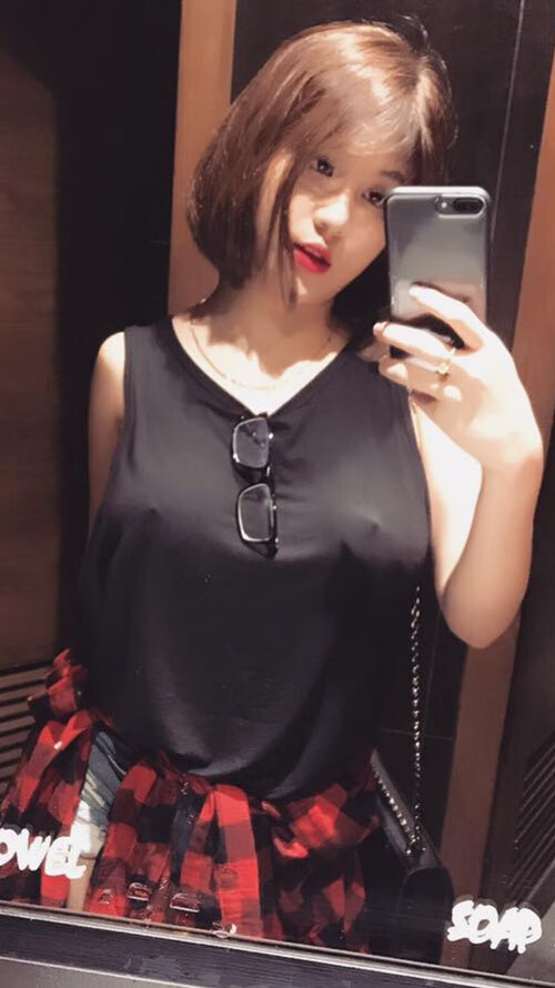 极致夜,F1年度争冠与梅西完美评分的交叉与平行